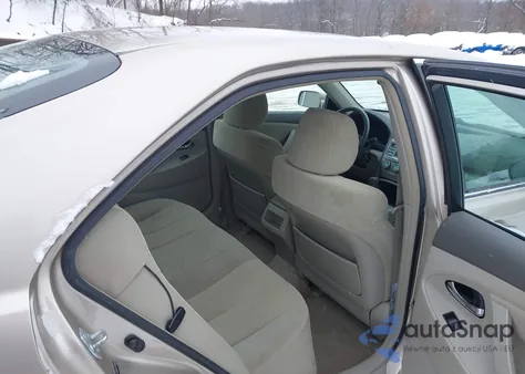 2007 Toyota Camry Le z USA, uszkodzony, nr VIN JTNBE46K973091929